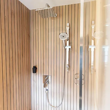 شاليه Au